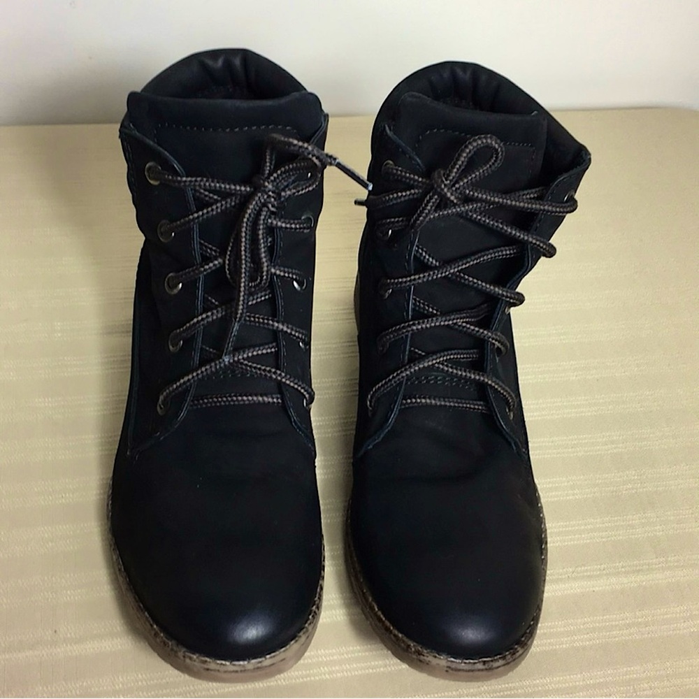 Steve Madden Mantraa Lace-up Booties - 9M